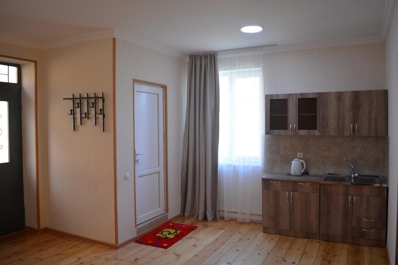 Ekaterine Guest House คัซเบกี ภายนอก รูปภาพ