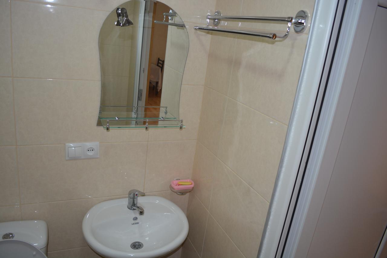 Ekaterine Guest House คัซเบกี ภายนอก รูปภาพ