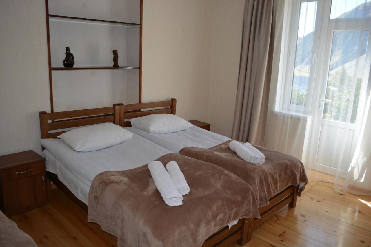 Ekaterine Guest House คัซเบกี ภายนอก รูปภาพ